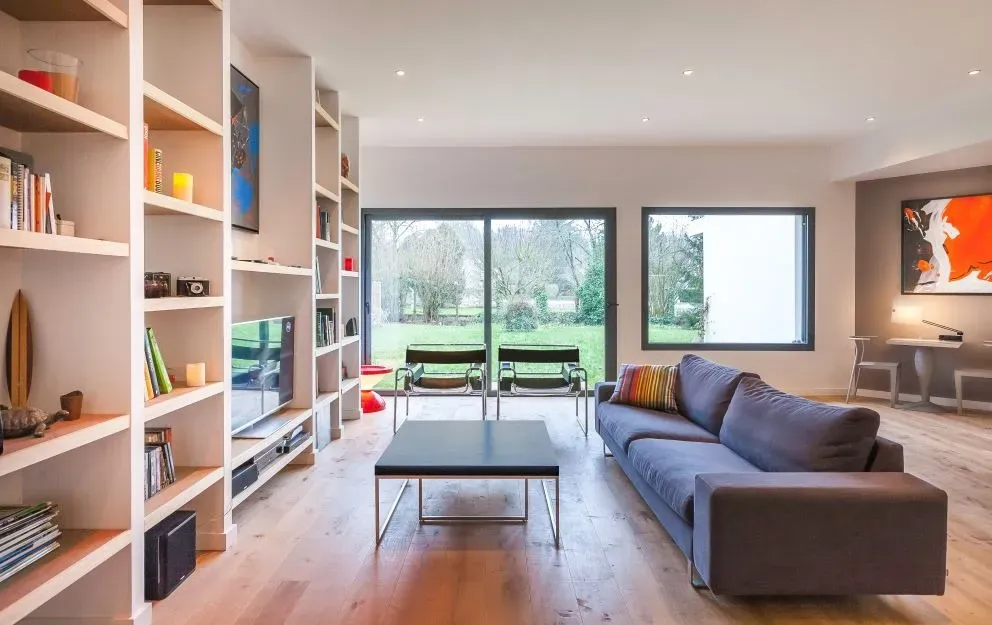 imgi_24_fl3c-construction-maison-moderne-grande-baies-vitrees